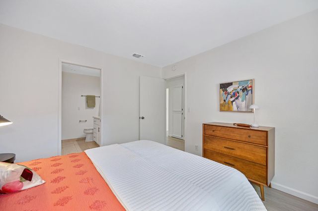 3211 Chesapeake Bay Ave, Davis, CA 95616