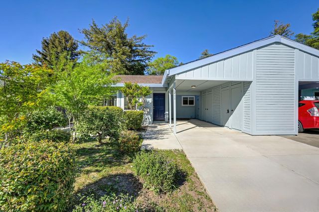 3211 Chesapeake Bay Ave, Davis, CA 95616