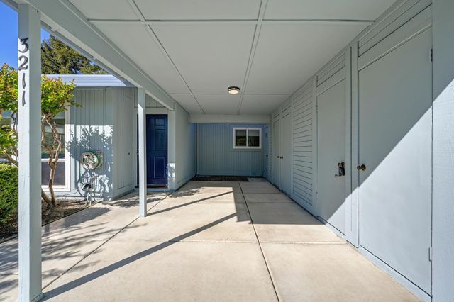 3211 Chesapeake Bay Ave, Davis, CA 95616