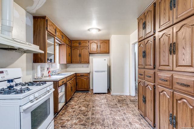 203 Paul Street, San Antonio, TX 78203