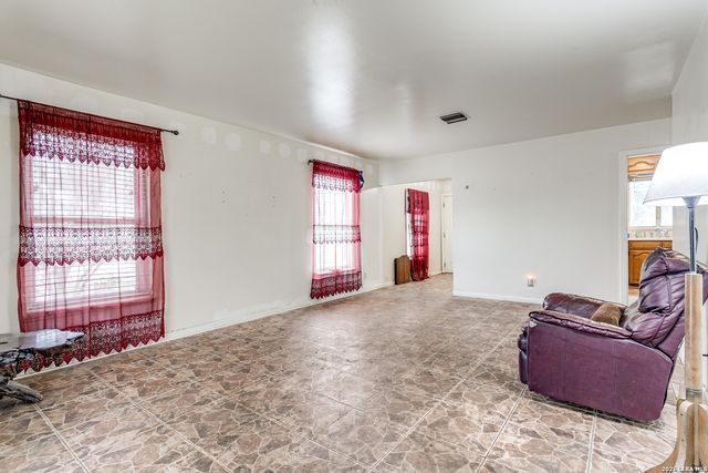 203 Paul Street, San Antonio, TX 78203