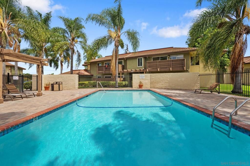 615 Fredricks Ave 142, Oceanside, CA 92058 — photo 2