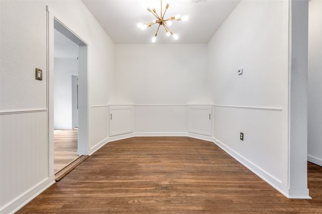 2857 W 12th Street, Dallas, TX 75211