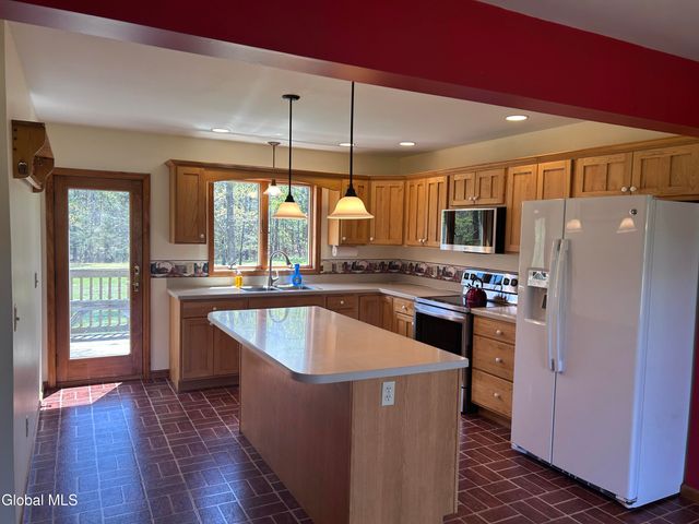 1859 Skyline Drive, Duanesburg, NY 12306