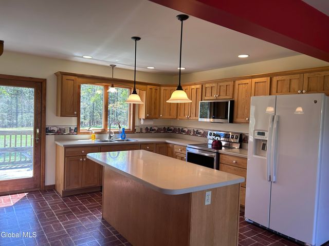 1859 Skyline Drive, Duanesburg, NY 12306