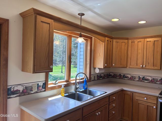 1859 Skyline Drive, Duanesburg, NY 12306