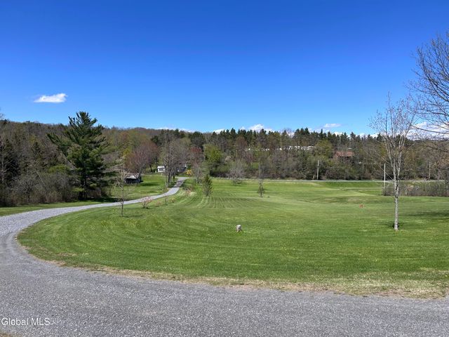 1859 Skyline Drive, Duanesburg, NY 12306
