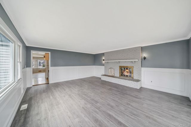 23 Lakewood Avenue, Ronkonkoma, NY 11779