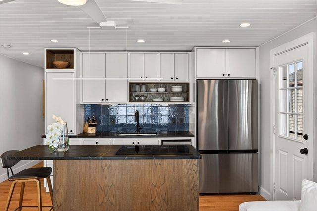 945 Commercial Street Unit 3D, Provincetown, MA 02657