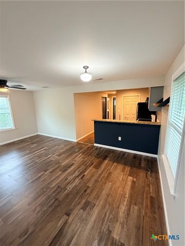 1537 Post Road 101, San Marcos, TX 78666