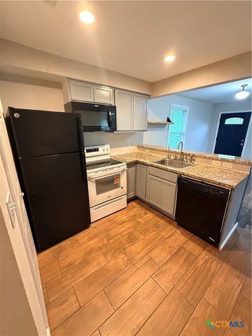 1537 Post Road 101, San Marcos, TX 78666