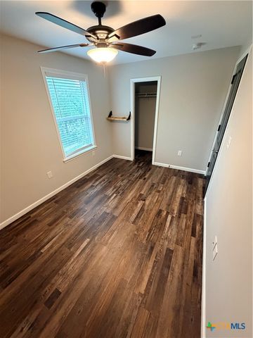 1537 Post Road 101, San Marcos, TX 78666