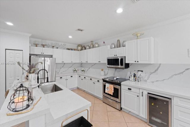 24306 SW 113th Psge, Homestead, FL 33032