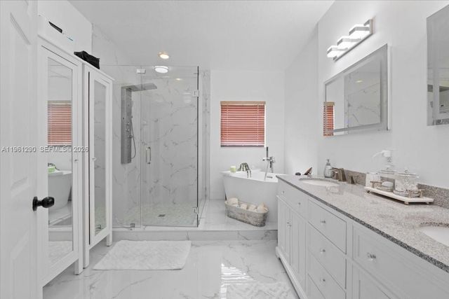 24306 SW 113th Psge, Homestead, FL 33032