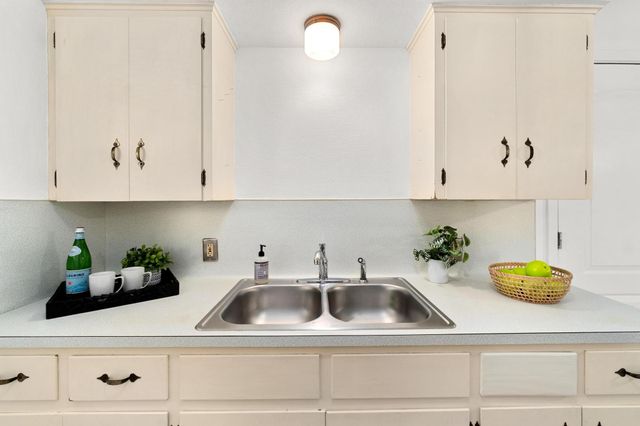 4613 Greenridge TER, Austin, TX 78745