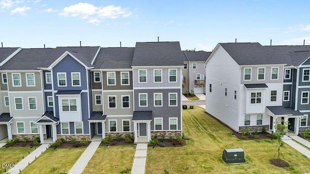 1956 Rosedale Ridge Avenue, Wake Forest, NC 27587
