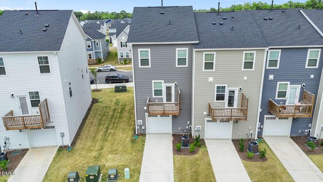 1956 Rosedale Ridge Avenue, Wake Forest, NC 27587