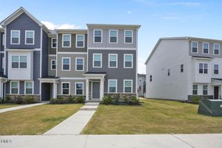 1956 Rosedale Ridge Avenue, Wake Forest, NC 27587