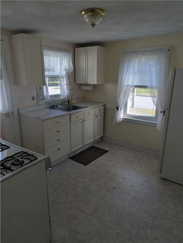 23 Harmony Court, Warwick, RI 02889