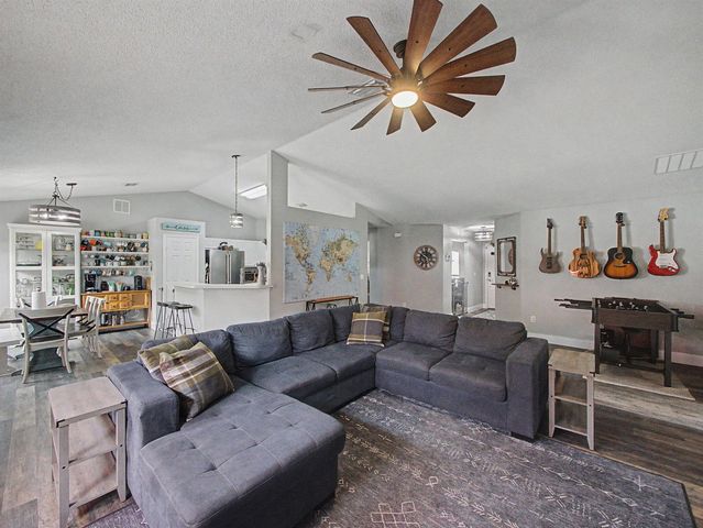 1550 SW Kosnar Avenue, Port St. Lucie, FL 34953