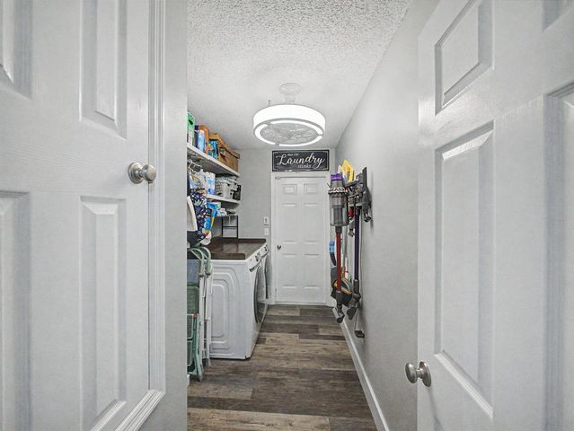 1550 SW Kosnar Avenue, Port St. Lucie, FL 34953