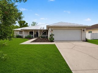 1550 SW Kosnar Avenue, Port St. Lucie, FL 34953