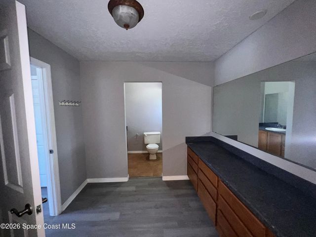 460 Bargello Avenue SE, Palm Bay, FL 32909