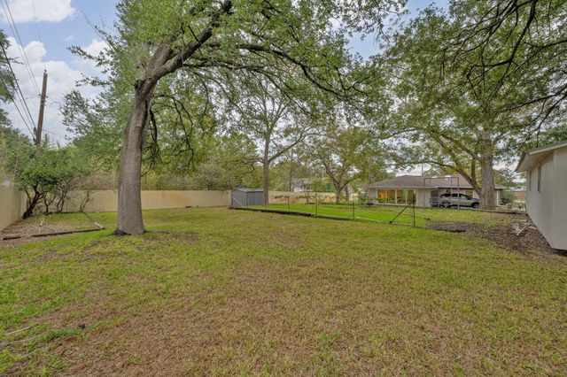 6712 Northeast DR, Austin, TX 78723