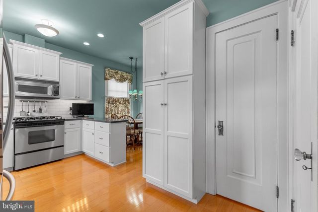 305 E HAMILTON AVE, State College, PA 16801