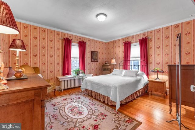 305 E HAMILTON AVE, State College, PA 16801