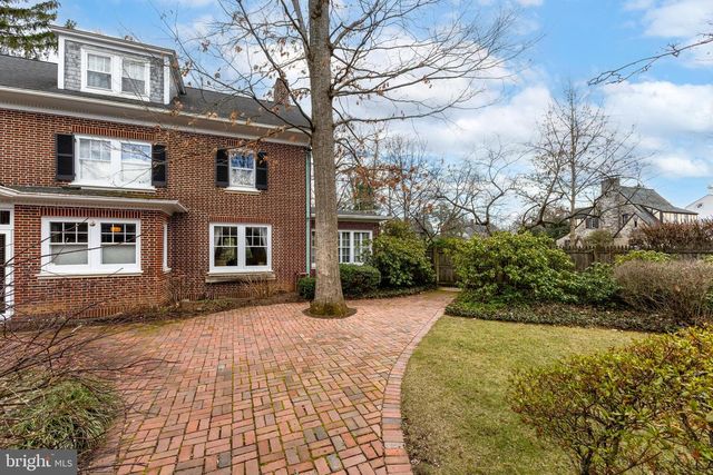 305 E HAMILTON AVE, State College, PA 16801