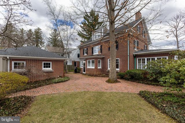 305 E HAMILTON AVE, State College, PA 16801