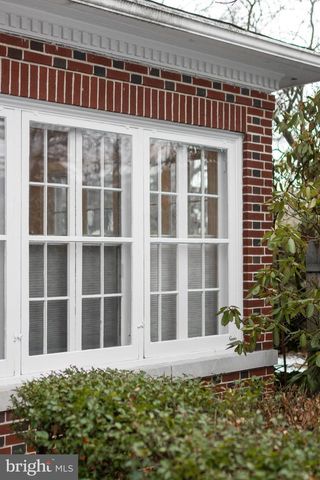 305 E HAMILTON AVE, State College, PA 16801