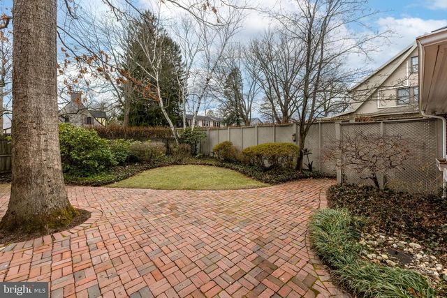 305 E HAMILTON AVE, State College, PA 16801