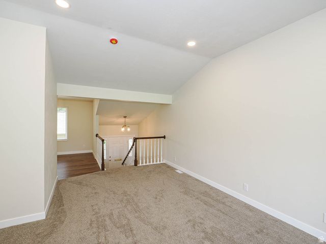 5263 S SPRING HOUSE LN, Murray, UT 84107