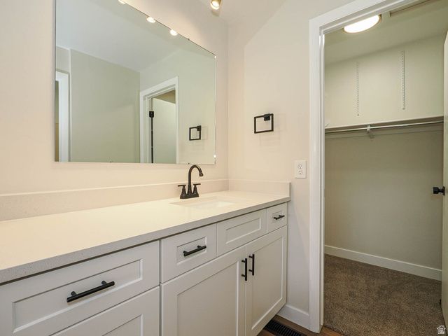 5263 S SPRING HOUSE LN, Murray, UT 84107
