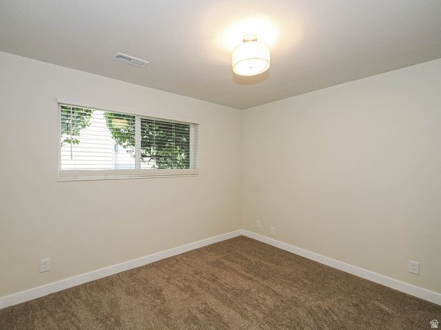 5263 S SPRING HOUSE LN, Murray, UT 84107