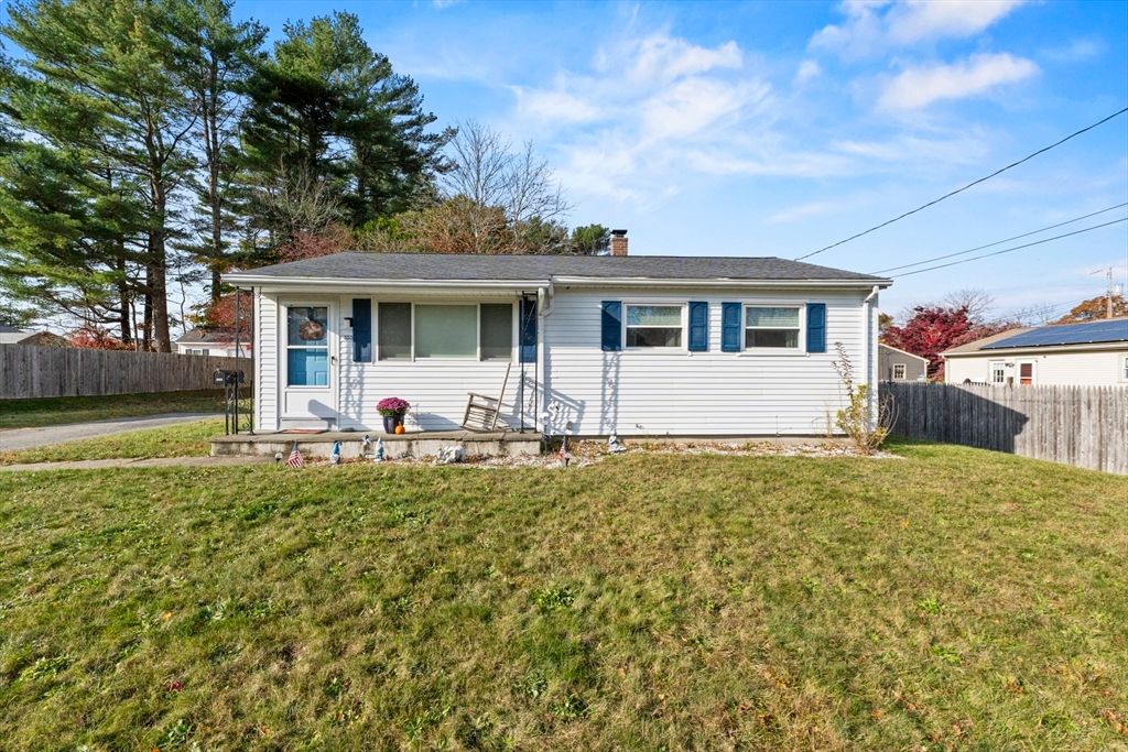 353 Upland St, New Bedford, MA 02745