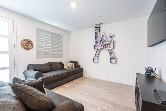 1674 W Enterprise, San Pedro, CA 90732