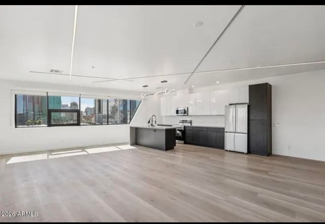 1030 N 1st Street 301, Phoenix, AZ 85004