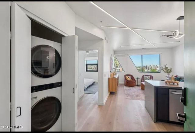 1030 N 1st Street 301, Phoenix, AZ 85004