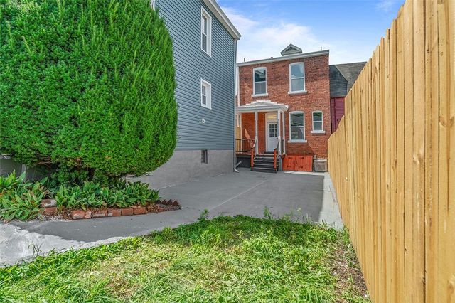 295 38th st, Lawrenceville, PA 15201