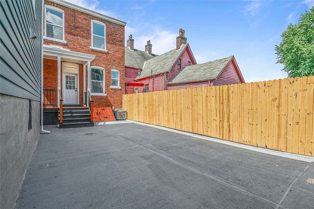 295 38th st, Lawrenceville, PA 15201