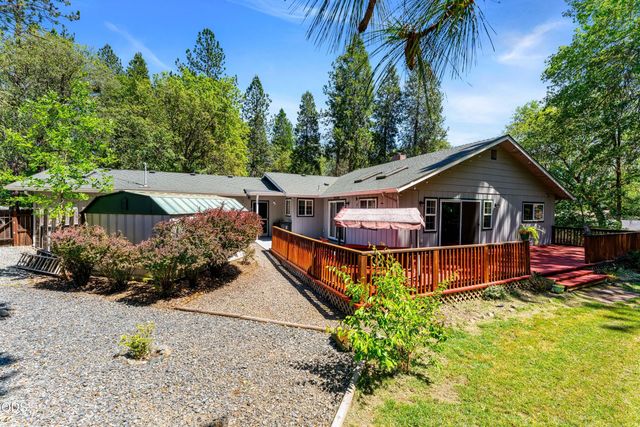 370 Horseshoe Drive, Grants Pass, OR 97526