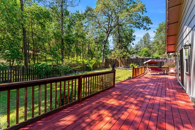 370 Horseshoe Drive, Grants Pass, OR 97526