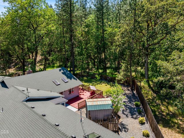 370 Horseshoe Drive, Grants Pass, OR 97526
