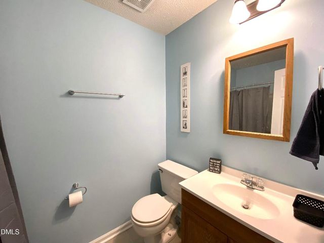 1521 Creekwood Court 201, Raleigh, NC 27603