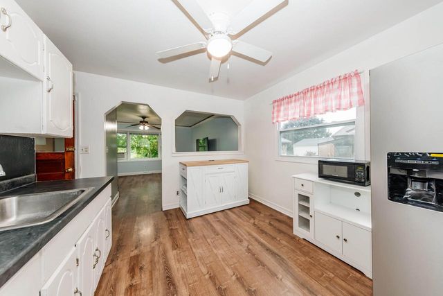 4405 S Pennsylvania AVENUE, Saint Francis, WI 53235