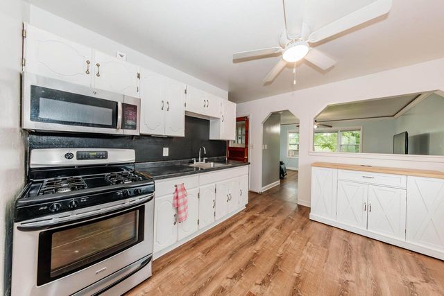 4405 S Pennsylvania AVENUE, Saint Francis, WI 53235