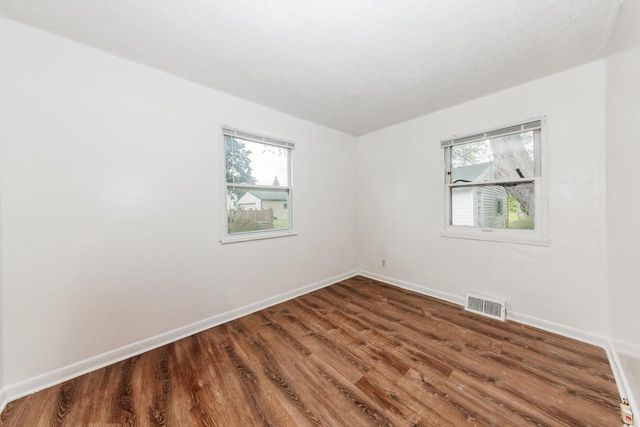 4405 S Pennsylvania AVENUE, Saint Francis, WI 53235